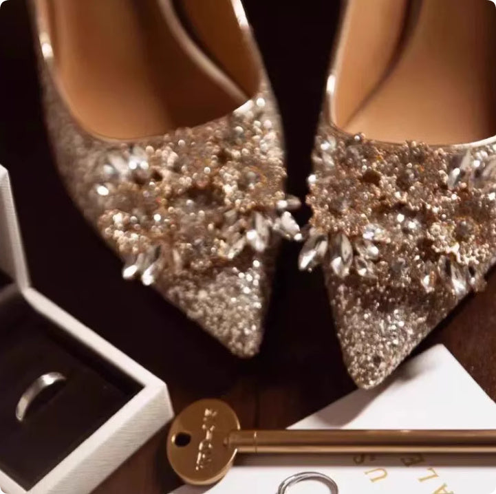 Xiuhe Wedding Dress, Two Wearing Crystal Shoes, Bridal Shoes, Female