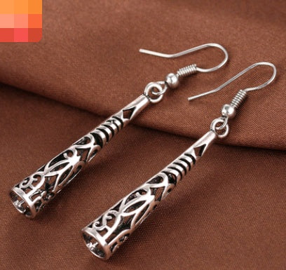 Vintage earrings European and American fashion simple metal retro earrings earrings