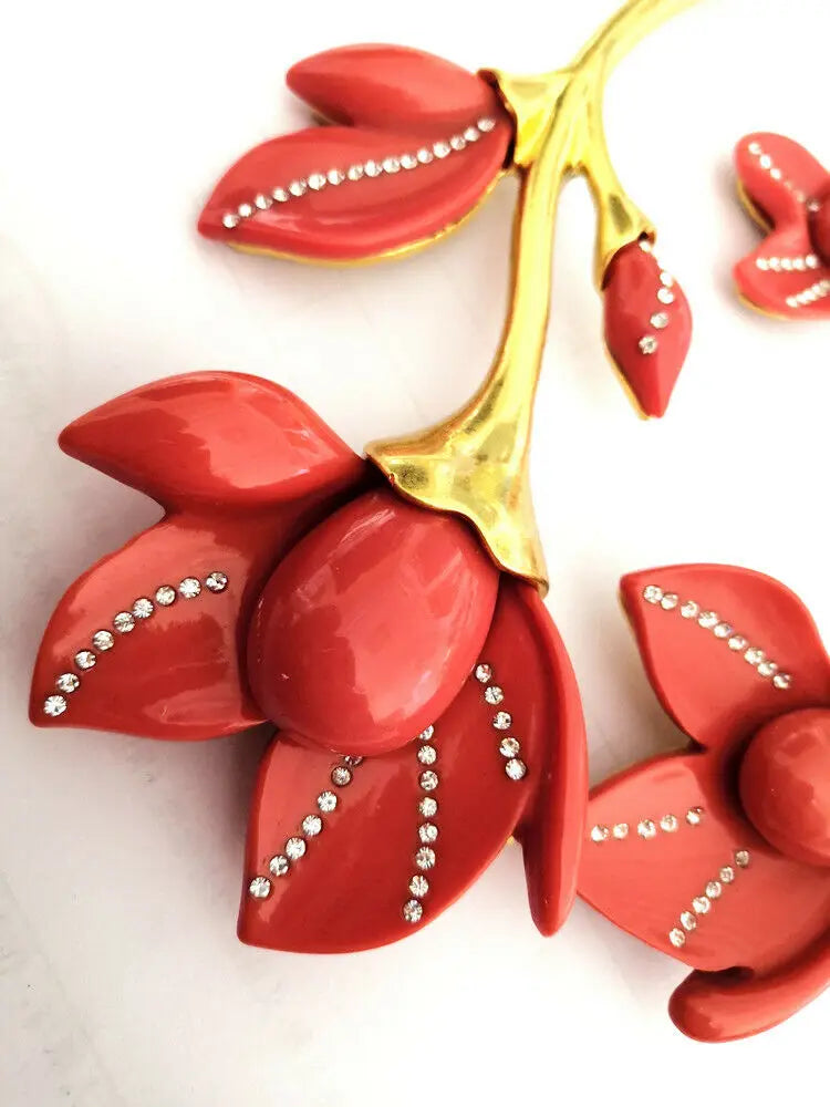 Red Flowers Pendant Chokers Necklaces set